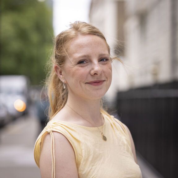 Headshot of Dr Molly Rowlands