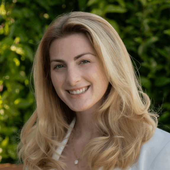 Headshot of Mikayla Boginsky